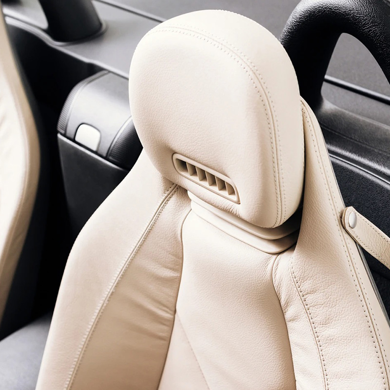 Snáithín Stáplacha poileistir Neamh-Uigí Bán (Úsáid Le Snáthaid Pionáilte) 2.5D×51mm